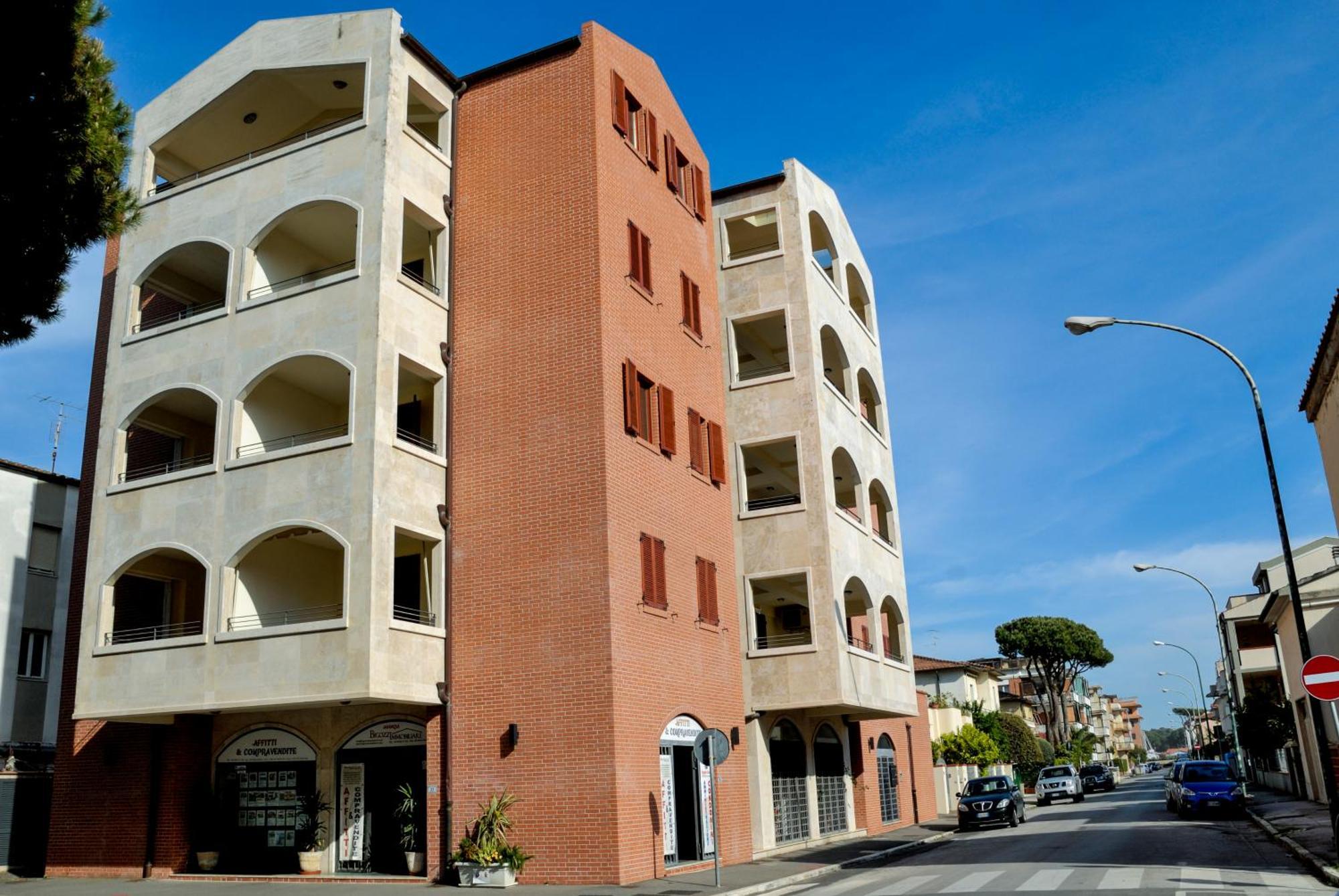 I Portici Apartments Marina di Grosseto Exterior foto