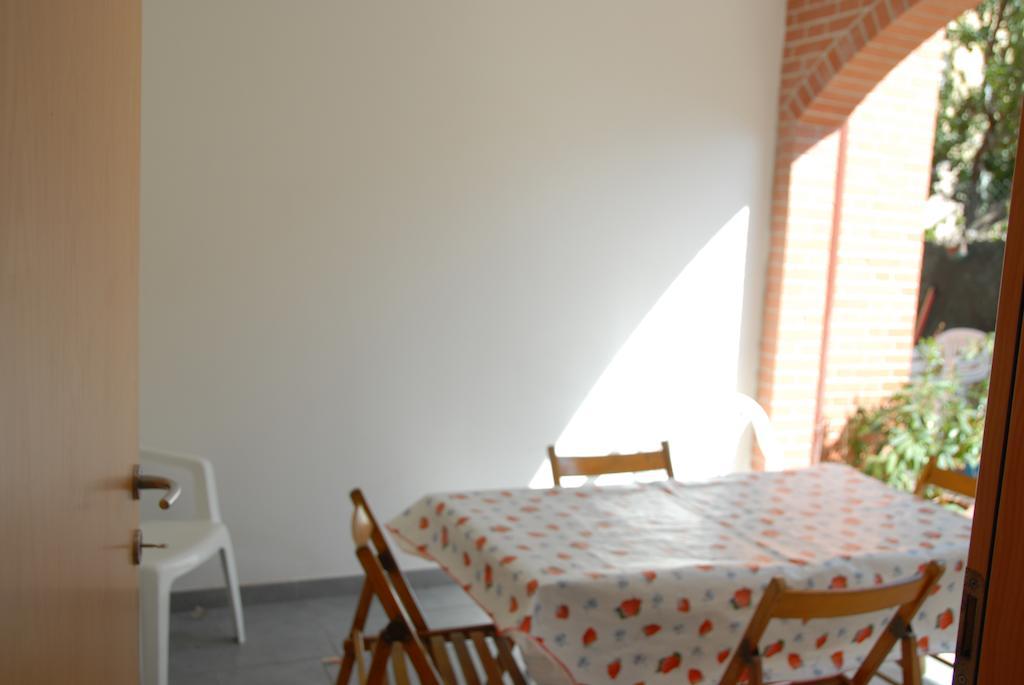 I Portici Apartments Marina di Grosseto Cameră foto