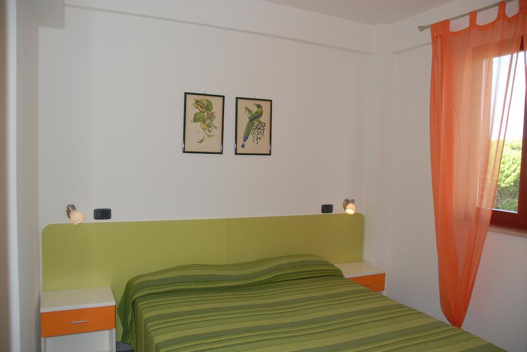 I Portici Apartments Marina di Grosseto Cameră foto