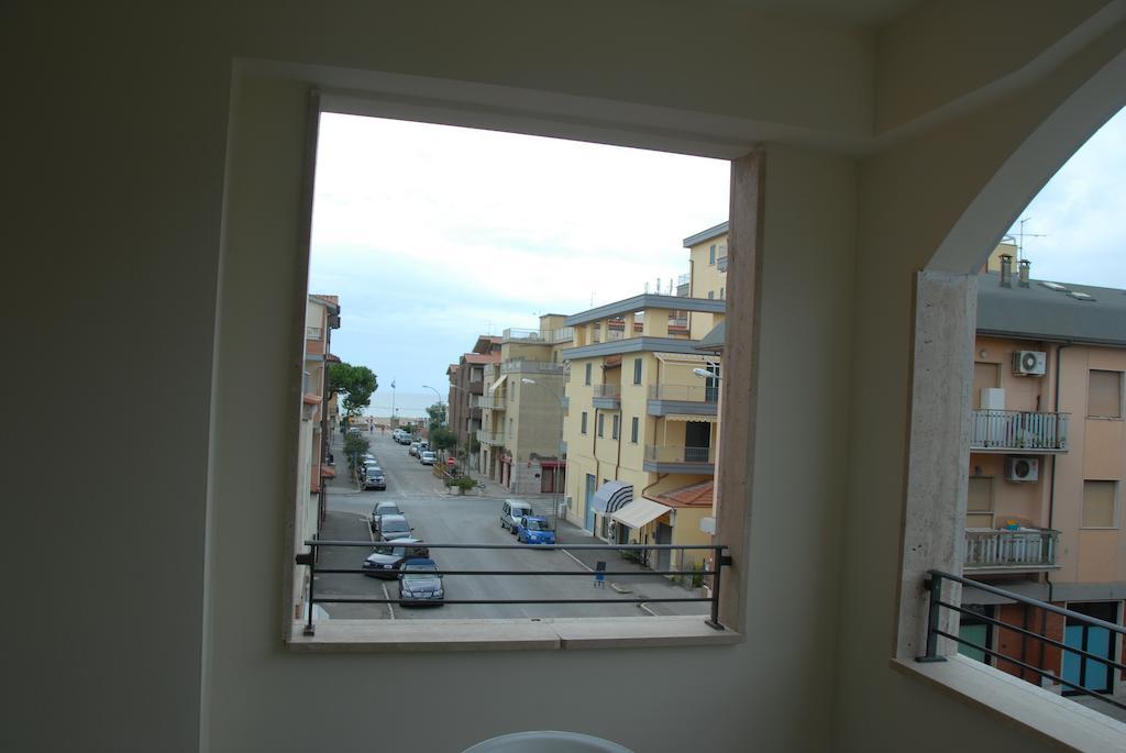 I Portici Apartments Marina di Grosseto Cameră foto