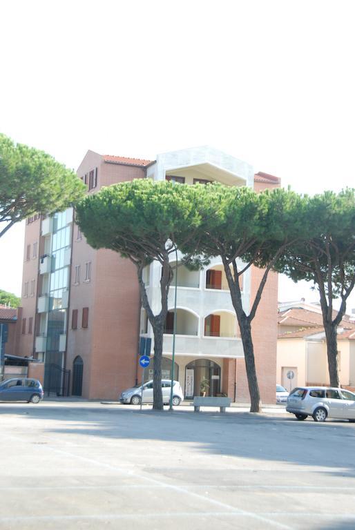 I Portici Apartments Marina di Grosseto Exterior foto
